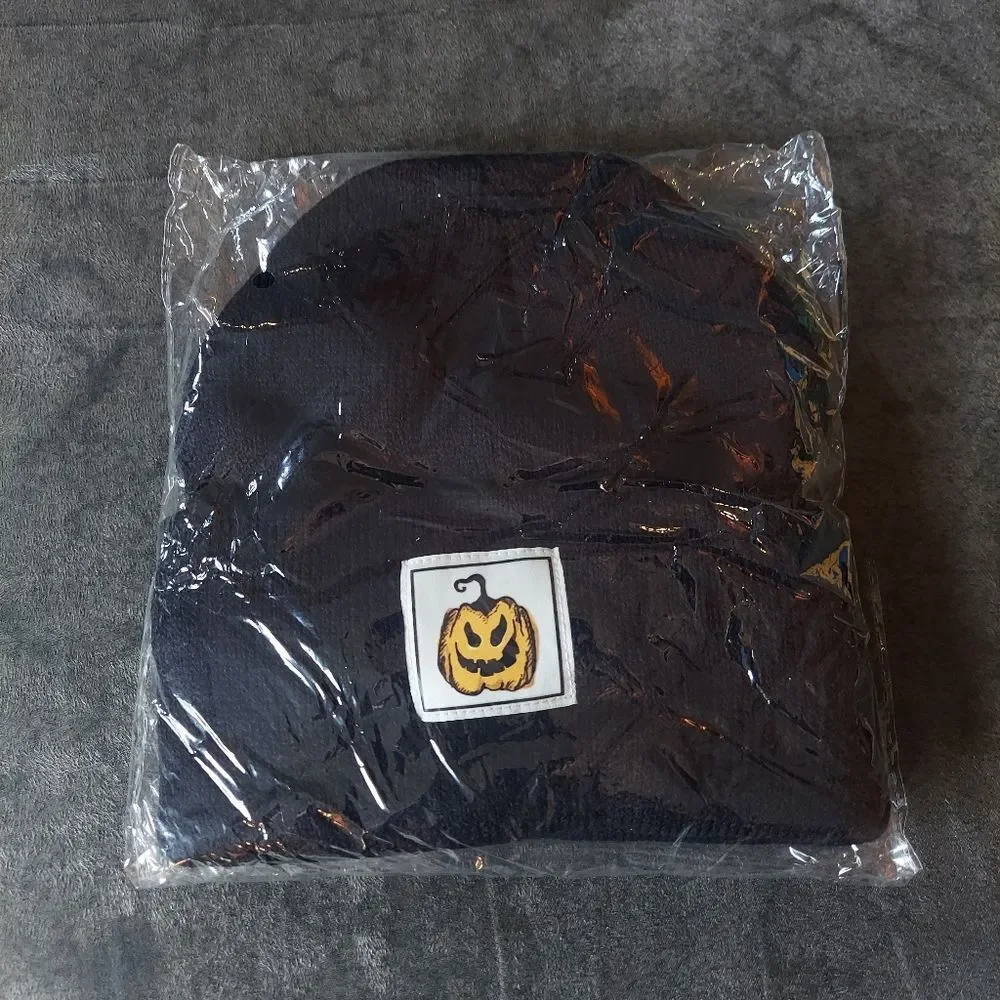 Fall Pumpkin Cuffed Beanie Hat Black and Orange